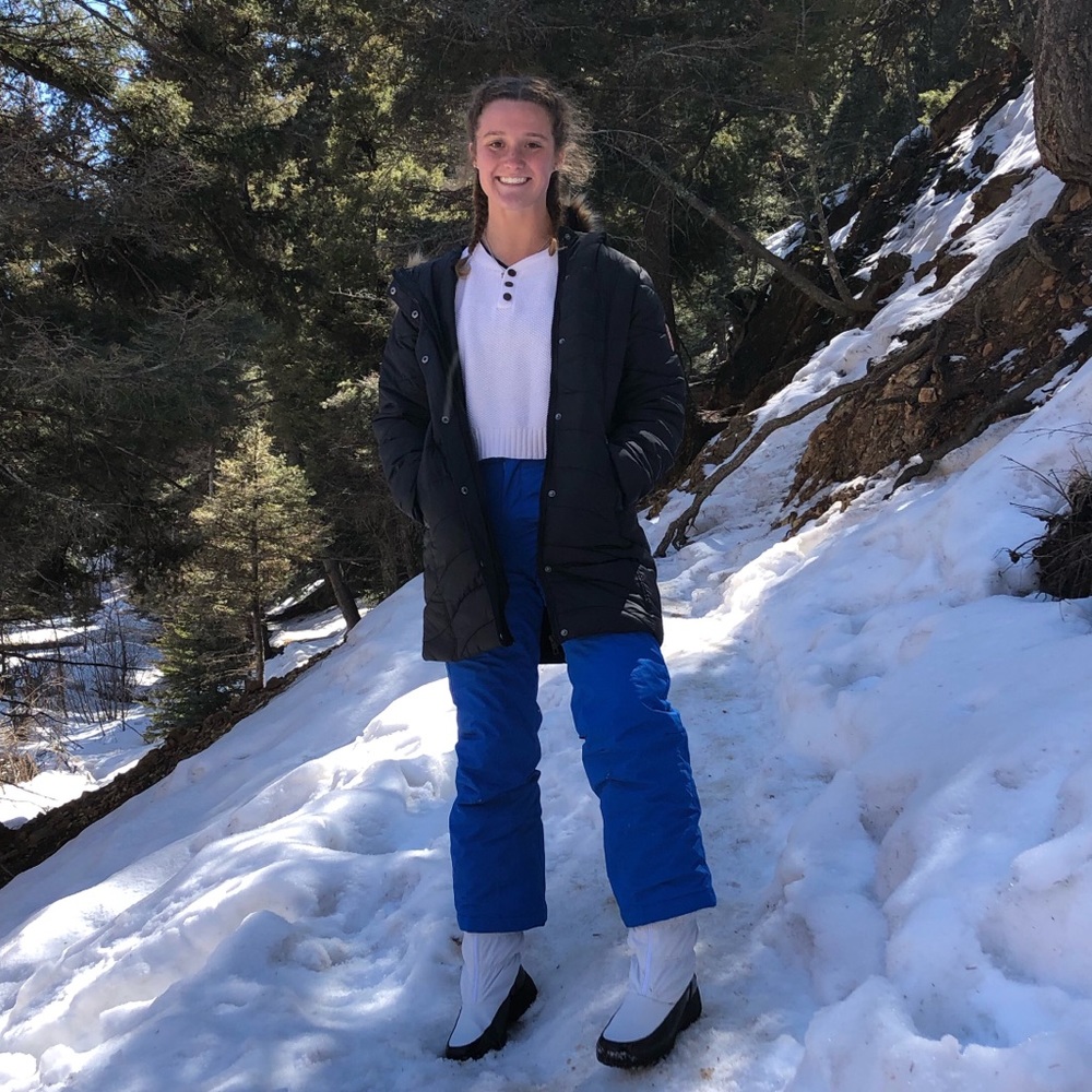 Meet your Posher, Regan